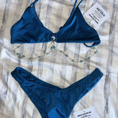 Completo Blu Belles des Pins