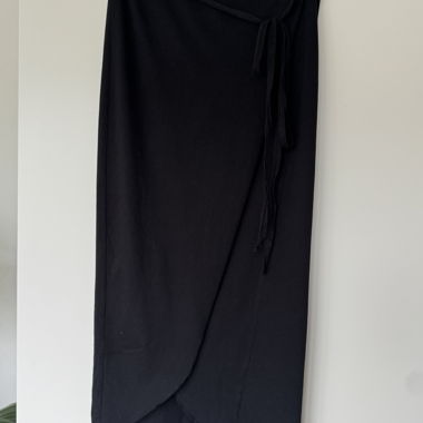 Calzedonia Black Wrap Skirt