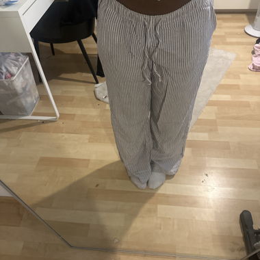 Pantalon en lin rayé