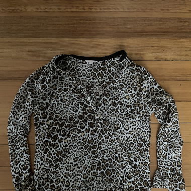 leo print bluse