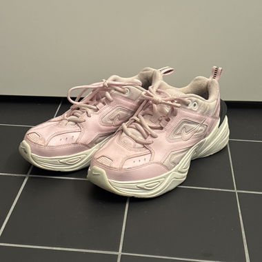 Baskets Nike roses