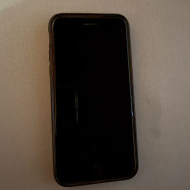 Red iPhone SE