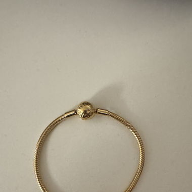 Pandora Armband mit Anhänger