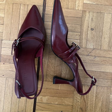 Talon bordeaux 