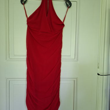 Mini robe rouge à bretelles