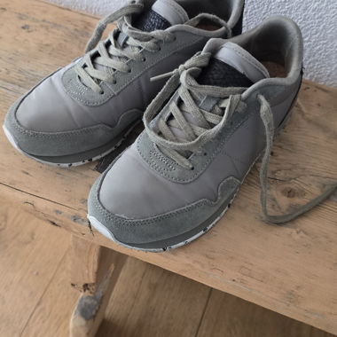 Sneakers grigie