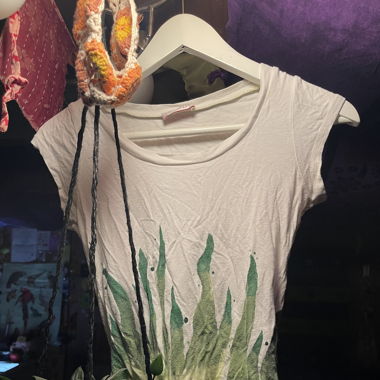 Cute planty top