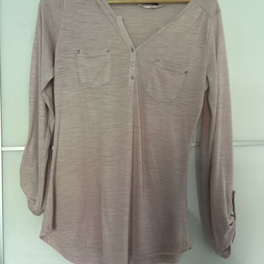 Top beige a maniche lunghe