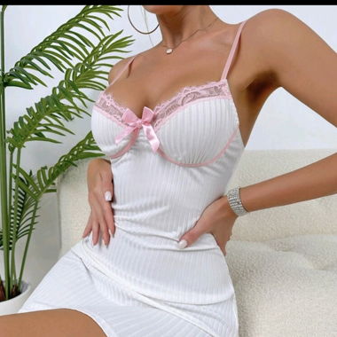 Nachtkleid Weiss 