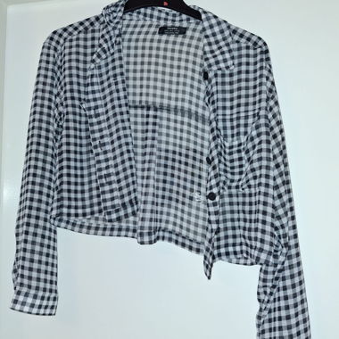 Blouse courte légère
