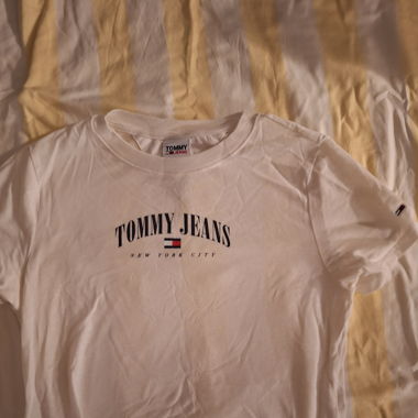 Baby Tee - Tommy Jeans