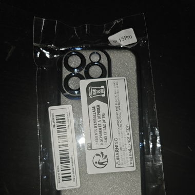 Coque iPhone 15 Pro, neuve et emballée