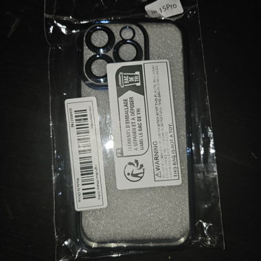 Coque iPhone 15 Pro, neuve et emballée
