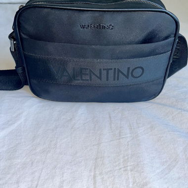 VALENTINO Umhängetasche schwarz