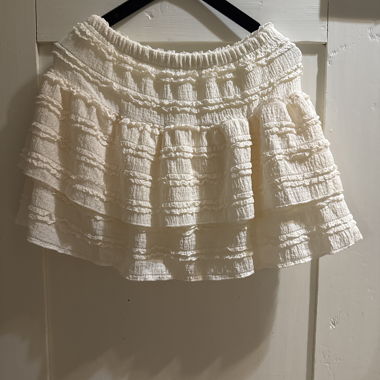 White ruffle skirt