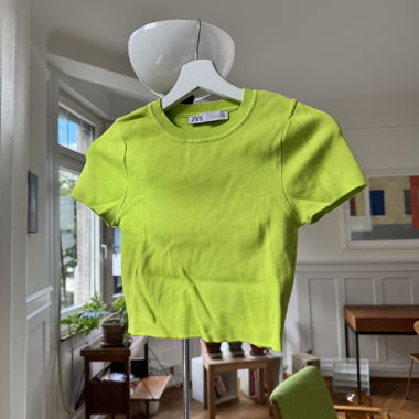 Neongrünes Crop Top