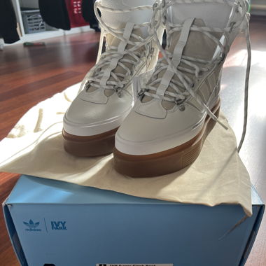 Adidas x Ivy Park, Gr. 40