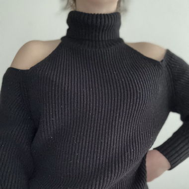 schulterfreier Pulli