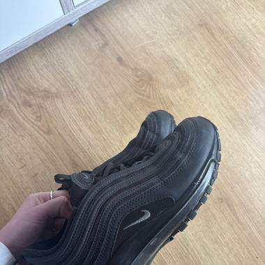 Nike sur max 97 noir taille 40