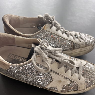 Superstar golden goose