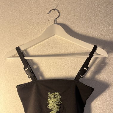 Top mit Drachen
