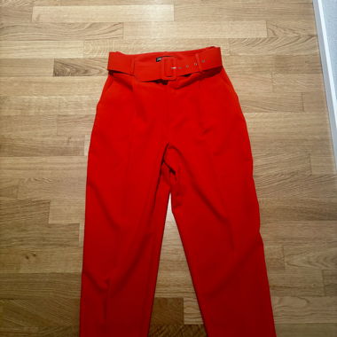 Red high-waist trousers