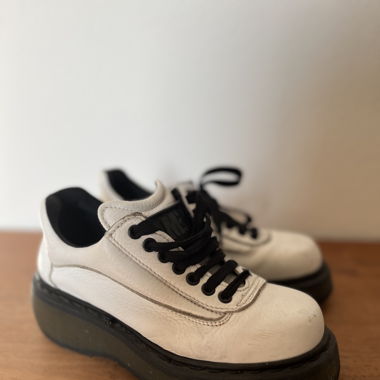 Vintage Dr. Martens 90s