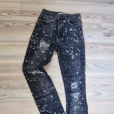Jeans effet tâcheté