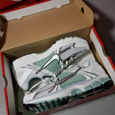 Nike Vomero 5 Cannon 