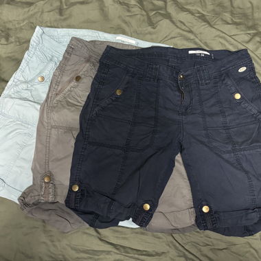 3x kurze Damen Hose 