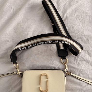 Mini-Umhängetasche Marc Jacobs Snapshot creme