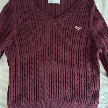 Hollister Knit Sweater