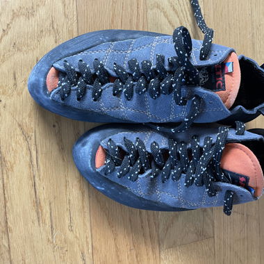 SALTIC Climbing Shoe - EUR 36