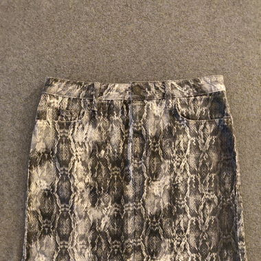 Zara Minirock mit Schlangen-Muster