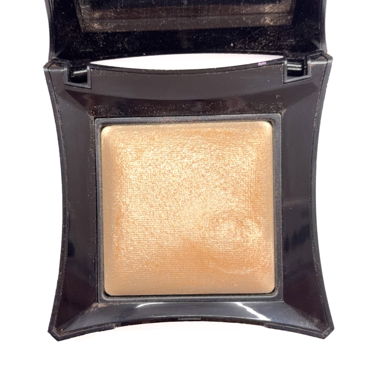 Illamasqua OMG Highlighter Powder