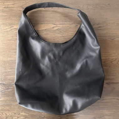 Black slouchy Tote
