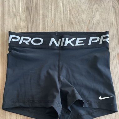 Nike Pro