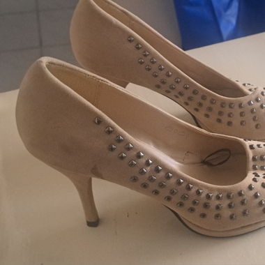 Heels 