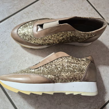 Sneaker Slip-On dorate con glitter