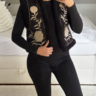 ZARA Vest / Gilet with Embroidery
