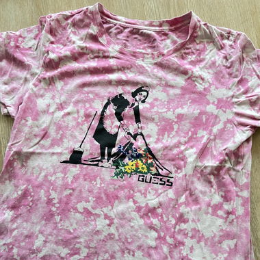 Guess limited edition M