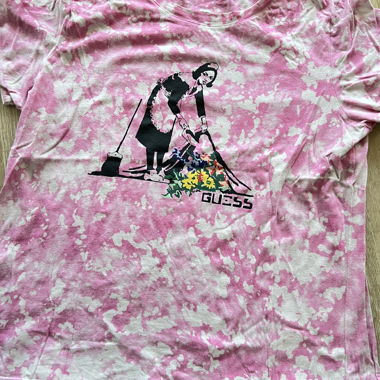 Guess limited edition M