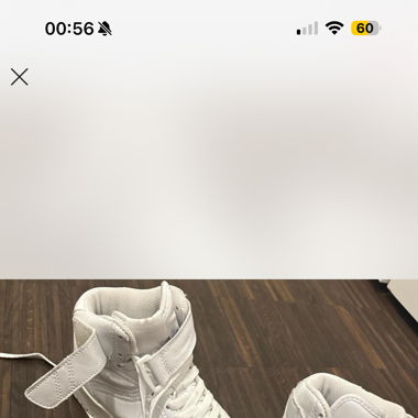 Cool white Sneakers