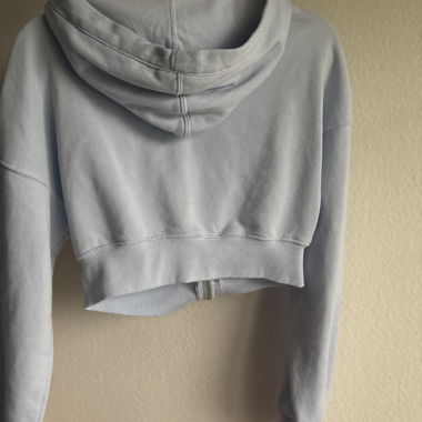 Felpa con cappuccio grigia con zip