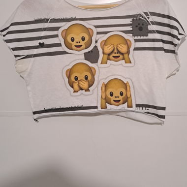 Crop-Top mit Emojis