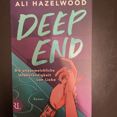 Deep End by Ali Hazelwood (book)