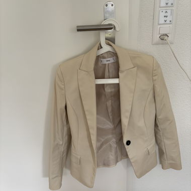 MNG beige tailored blazer