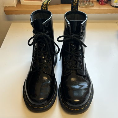 Dr. Martens