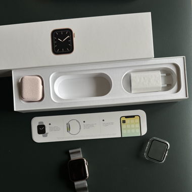 Apple Watch Series 5, 40mm, Alu Rosegold