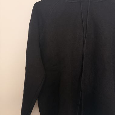 Felpa con cappuccio nera basic